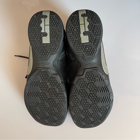 Nike Lebron Soldier IX 9 Basketball Shoes - Picture 9 of 16